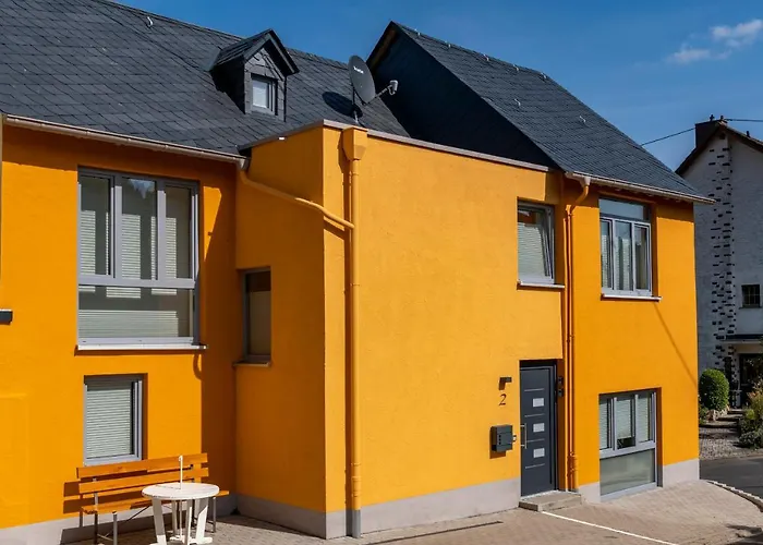 Ehemaliges Schusterhaus Mit Dachterrasse - *