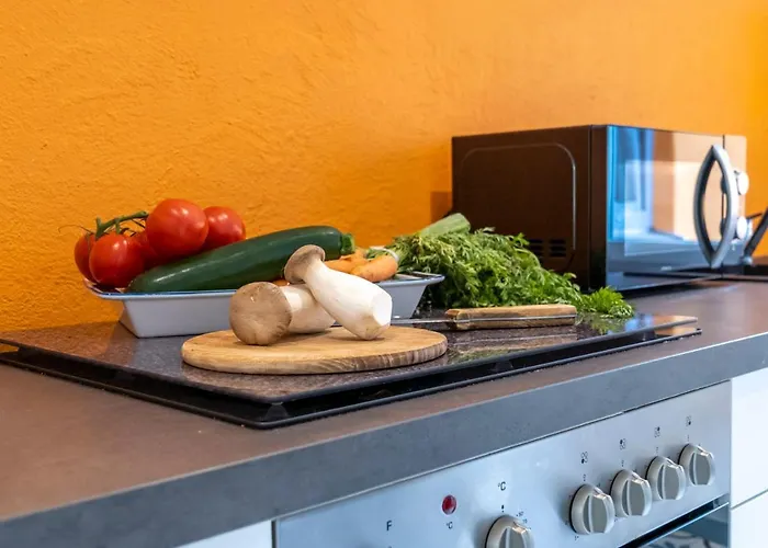 Ehemaliges Schusterhaus Mit Dachterrasse - *